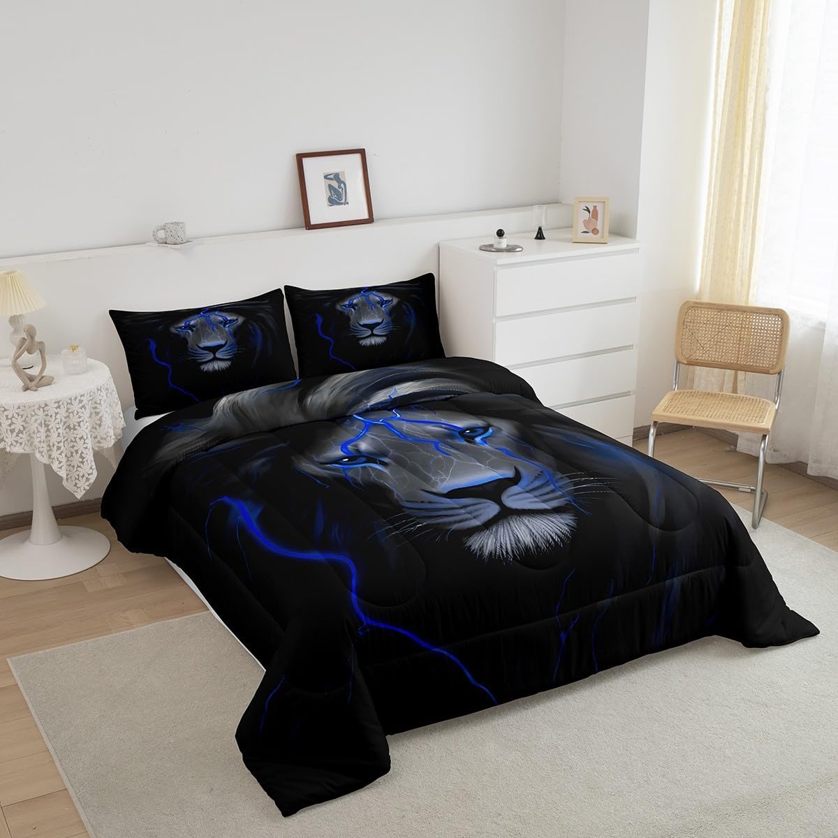 Erosebridal Boys Lion Bedding Set Full Black Blue Lightning Lion Comforter Set for Kids Teen Men Room Decor,Retro Safari Wildlfie Down Comforter African Wild Animal Quilt Duvet 3 Pcs