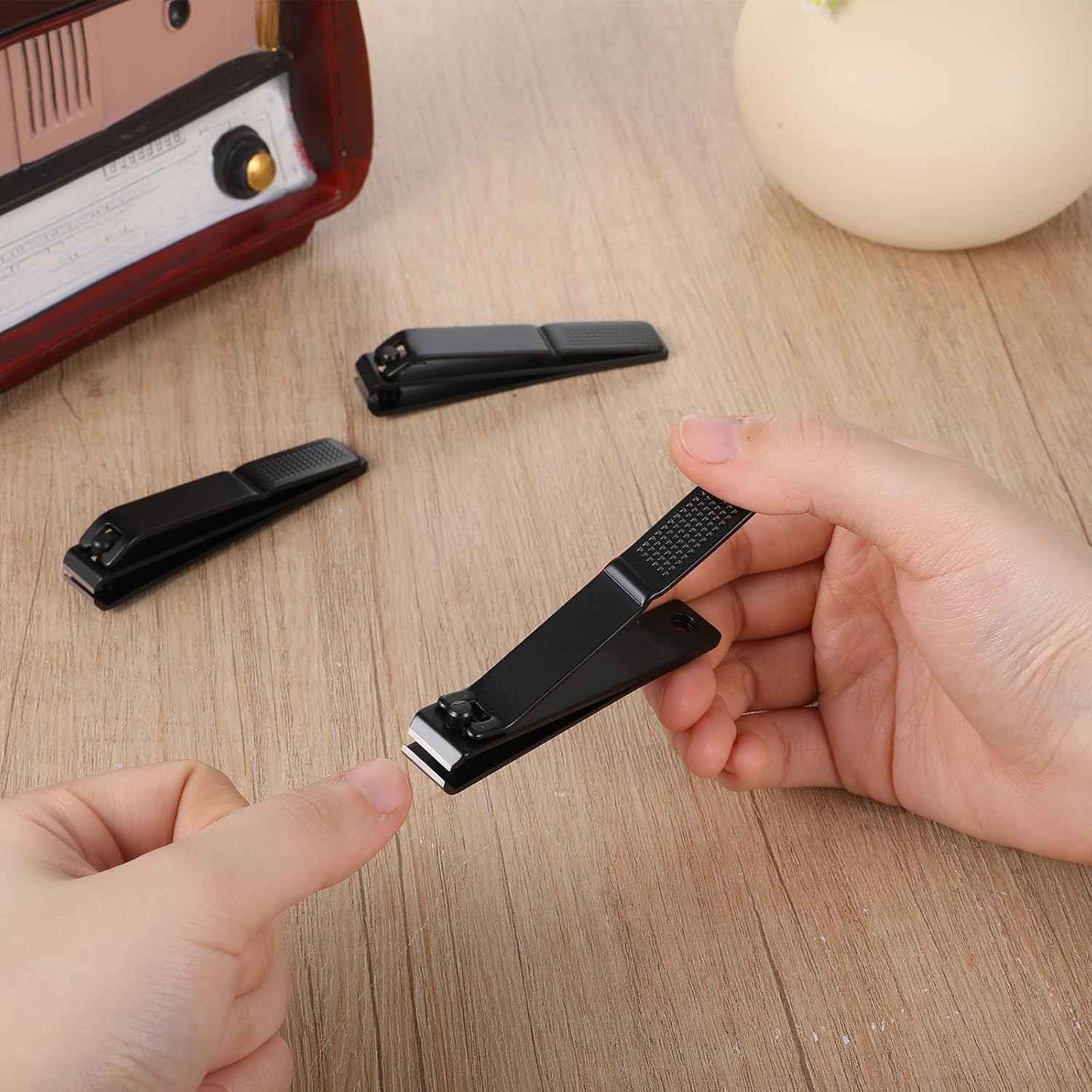 4 Pcs Straight Nail Clipper, Heavy Duty Black Large Fingernail Clippers Straight Edge Stainless Steel Nails Cutters Black Toenails Clippers Set for Thick Nails Men Women