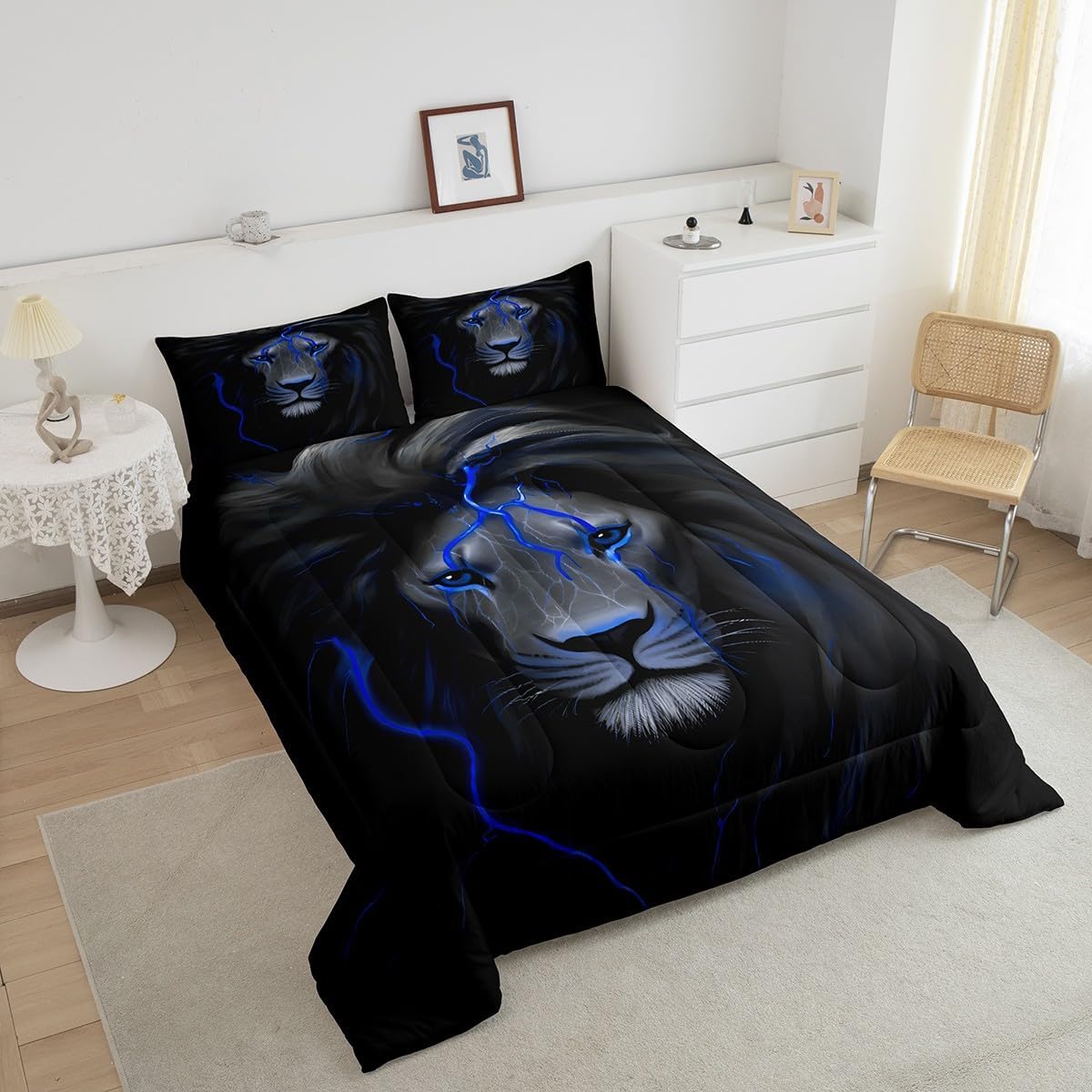 Erosebridal Boys Lion Bedding Set Full Black Blue Lightning Lion Comforter Set for Kids Teen Men Room Decor,Retro Safari Wildlfie Down Comforter African Wild Animal Quilt Duvet 3 Pcs
