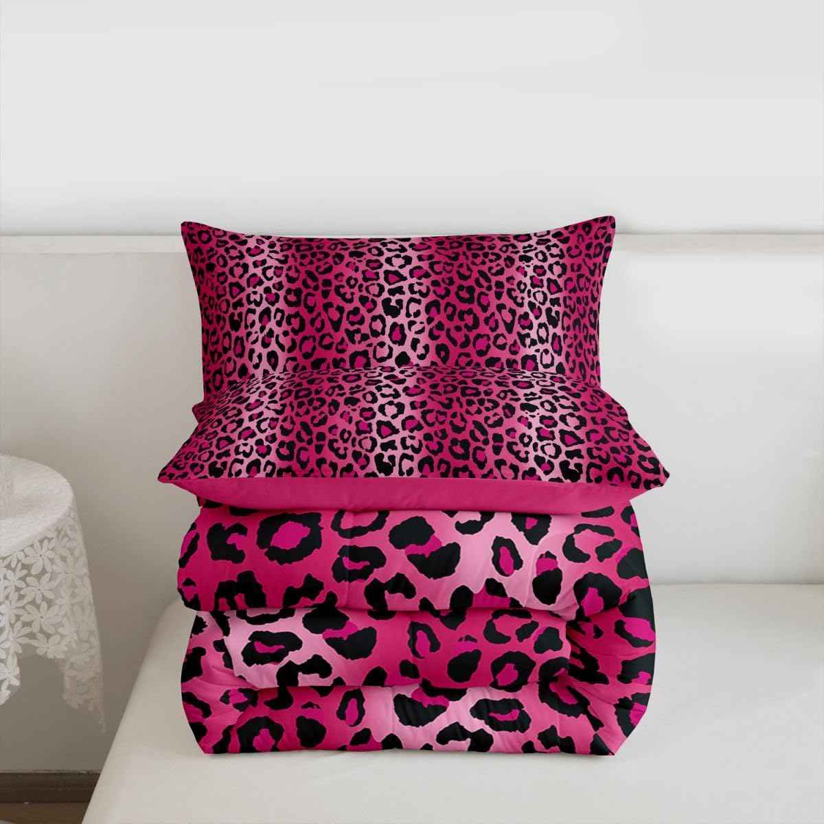 Leopard Print Comforter Women Cheetah Print Comforter Set For Kids Girls Pink Red Black Sexy Luxury Bedding Set Ultra Soft Decor Africa Animal Wildlife Duvet Set Reversible Twin Size Quilt Set